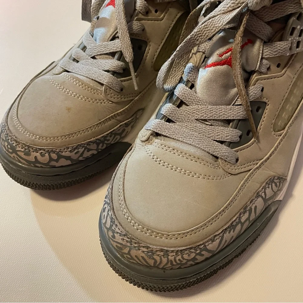 Jordan Men’s Spizike Wolf Grey Basketball Sneaker Shoes‎